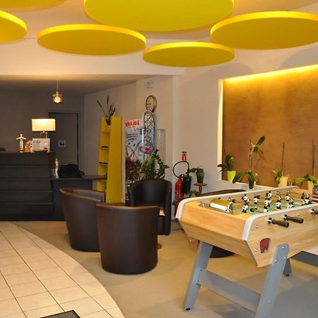 Hotel De France ลาตูร์-ดู-แปง ภายนอก รูปภาพ